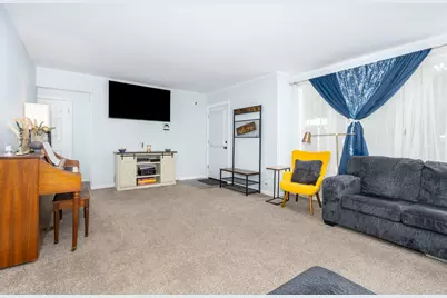 17638 Roosevelt Avenue, Homewood, IL 60430 - Photo 5