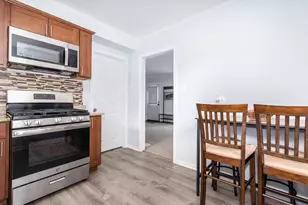 17638 Roosevelt Ave, Homewood, IL 60430 - Photo 11