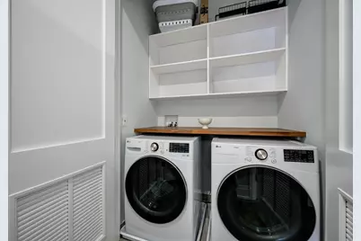 3037 N Lincoln Avenue #205, Chicago, IL 60657 - Photo 25