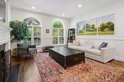 3216 N Ravenswood Avenue #1N, Chicago, IL 60657 - Photo 3