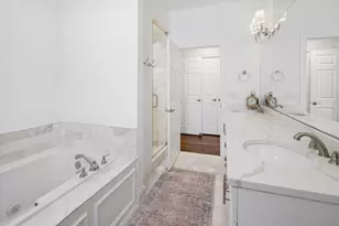 3216 N Ravenswood Ave, Chicago, IL 60657 - Photo 17
