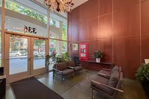 336 W Wellington Ave, Chicago, IL 60657 - Photo 17