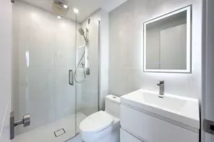 336 W Wellington Ave, Chicago, IL 60657 - Photo 9