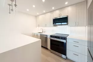 336 W Wellington Ave, Chicago, IL 60657 - Photo 3