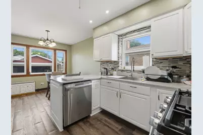 5023 N Natoma Avenue, Chicago, IL 60656 - Photo 7