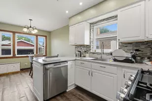 5023 N Natoma Ave, Chicago, IL 60656 - Photo 7