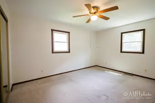 1871 S Oaklawn Dr, Saint Anne, IL 60964 - Photo 23