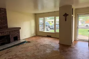 21 Scarsdale Rd, Montgomery, IL 60538 - Photo 5