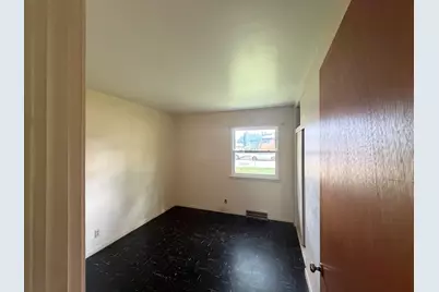 21 Scarsdale Road, Montgomery, IL 60538 - Photo 13