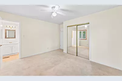 109 Landmeier Road, Elk Grove Village, IL 60007 - Photo 15