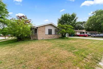 109 Landmeier Road, Elk Grove Village, IL 60007 - Photo 21