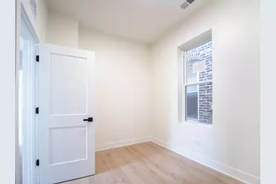 2753 W Chicago Avenue, Chicago, IL 60622 - Photo 13