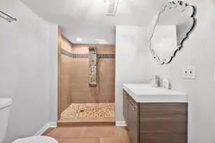 8526 S Euclid Ave, Chicago, IL 60617 - Photo 19