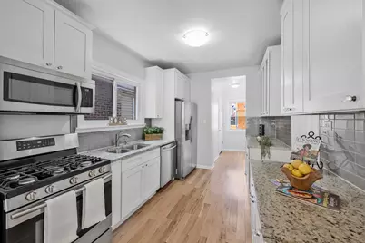8526 S Euclid Avenue, Chicago, IL 60617 - Photo 11