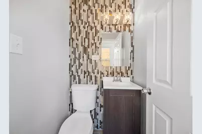 8526 S Euclid Avenue, Chicago, IL 60617 - Photo 17