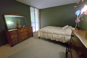 5600 Hillcrest Ln, Lisle, IL 60532 - Photo 17