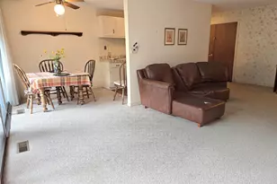 5600 Hillcrest Ln, Lisle, IL 60532 - Photo 11