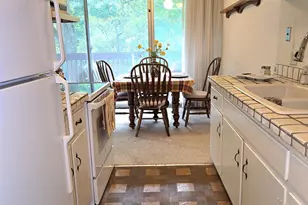 5600 Hillcrest Ln, Lisle, IL 60532 - Photo 7