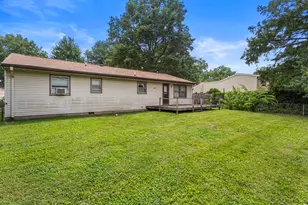2306 Belmore Dr, Champaign, IL 61821 - Photo 5