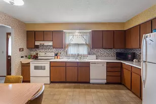 2306 Belmore Dr, Champaign, IL 61821 - Photo 11