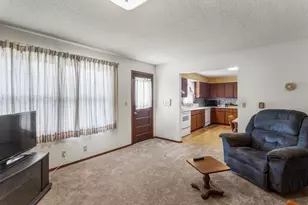 2306 Belmore Dr, Champaign, IL 61821 - Photo 15