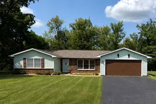 262 Brookside Dr, Paw Paw, IL 61353 - Photo 1