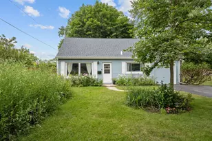 1002 Ridge Rd, Highland Park, IL 60035 - Photo 1