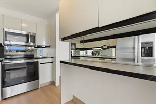 1700 E 56th St, Chicago, IL 60637 - Photo 9