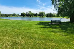 758 Moore Dr, Elk Grove Village, IL 60007 - Photo 3