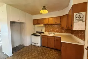 3620 Hummingbird Dr, Decatur, IL 62526 - Photo 5