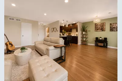 3050 Pheasant Creek Drive #406, Northbrook, IL 60062 - Photo 7