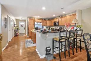 823 Karen Dr, Hampshire, IL 60140 - Photo 3
