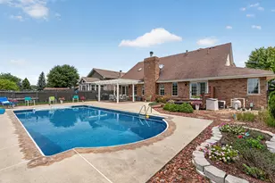 15164 Olympic Ln, Lockport, IL 60441 - Photo 3