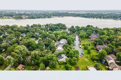 19449 W Forest Lane, Mundelein, IL 60060 - Photo 3
