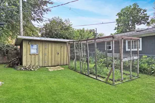 4919 Parkview Dr, McCullom Lake, IL 60050 - Photo 5
