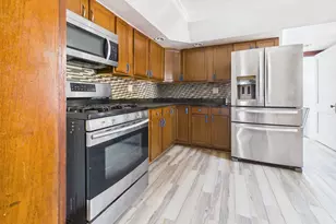 340 156th Pl, Calumet City, IL 60409 - Photo 7
