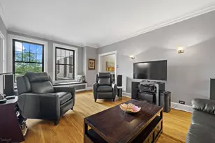 3520 N Lake Shore Dr, Chicago, IL 60657 - Photo 5
