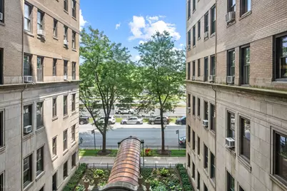 3520 N Lake Shore Drive #3P, Chicago, IL 60657 - Photo 7