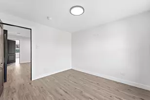 8942 S Aberdeen St, Chicago, IL 60620 - Photo 15