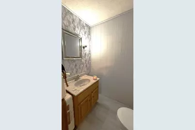 506 N Indiana Avenue, Salem, IL 62881 - Photo 13