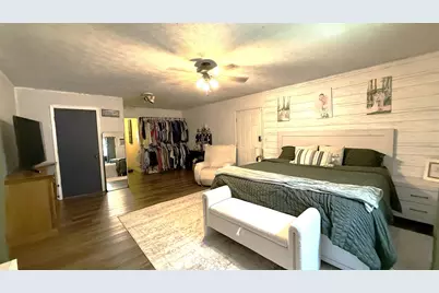 506 N Indiana Avenue, Salem, IL 62881 - Photo 9
