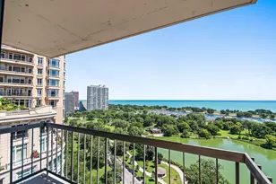 2500 N Lakeview Ave, Chicago, IL 60614 - Photo 5