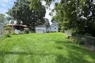 987 South St, Elgin, IL 60123 - Photo 19