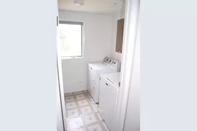 20793 N Florence Avenue, Prairie View, IL 60069 - Photo 7