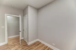 7944 S Ellis Ave, Chicago, IL 60619 - Photo 13