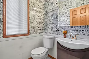 600 Bridgeport Pl, Wheeling, IL 60090 - Photo 7