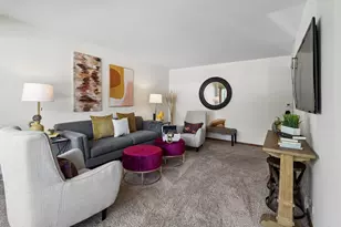 7265 W Summerdale Ave, Chicago, IL 60656 - Photo 3