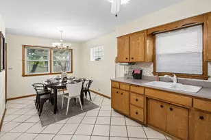 7265 W Summerdale Ave, Chicago, IL 60656 - Photo 5