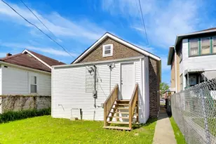 9549 S Calumet Ave, Chicago, IL 60628 - Photo 29