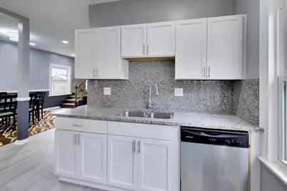 9549 S Calumet Avenue, Chicago, IL 60628 - Photo 9